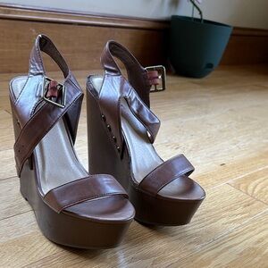JustFab Chocolate Brown Platform Sandals